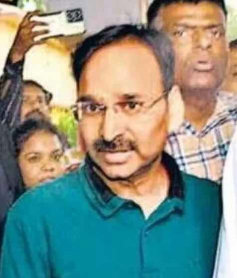 हजारीबाग वन भूमि घोटाला: विनय चौबे की जमानत पर HC ने ACB से मांगा जवाब