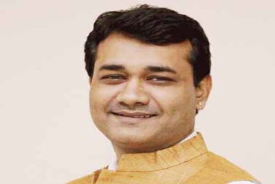 वार्ड 21 प्रत्याशी संजीव कुमार का वादा- जीतने पर योजनाओं का लाभ लोगों तक पहुंचाऊंगा