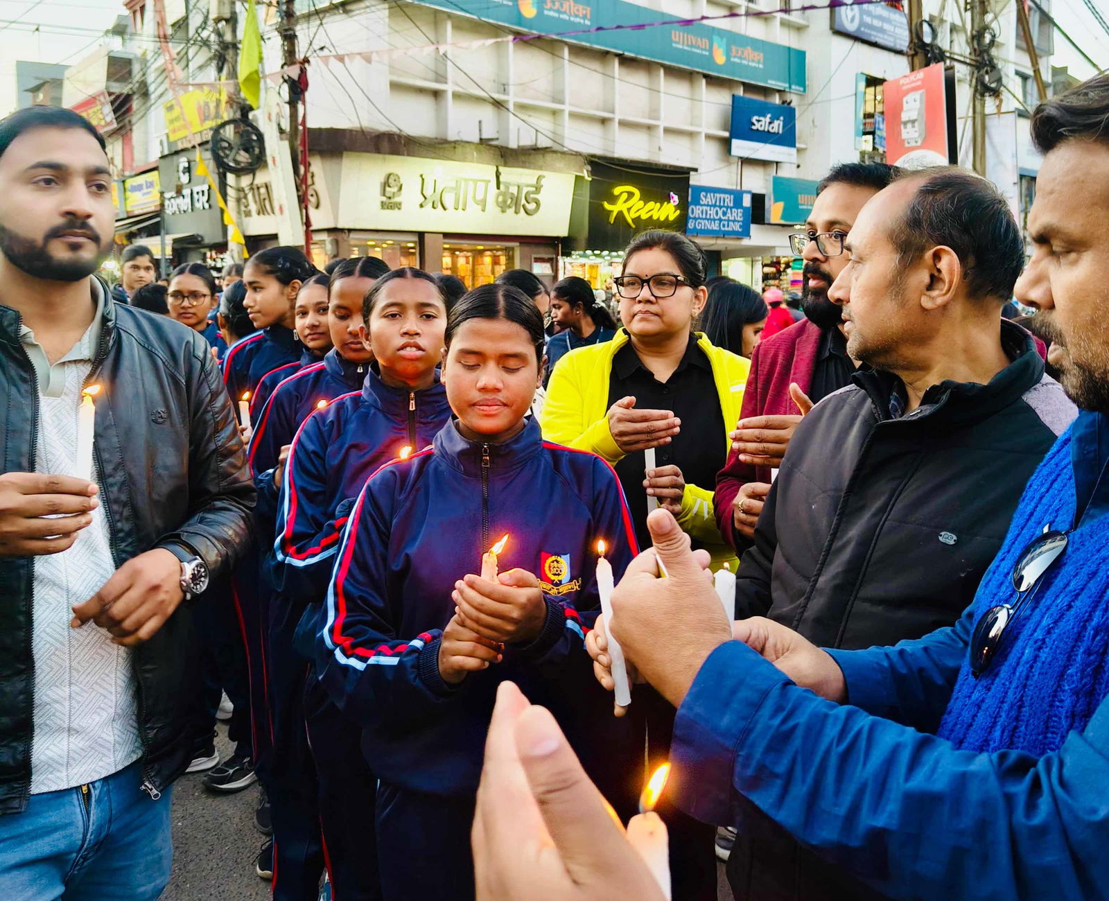 रांची में पुलवामा शहीदों की याद में कैंडल मार्च, NCC कैडेटों ने दी श्रद्धांजलि