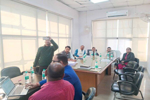 राज्य कर्मियों को बेहतर इलाज का भरोसा, स्वास्थ्य बीमा योजना के लिए बीड ओपनिंग प्रक्रिया पूरी