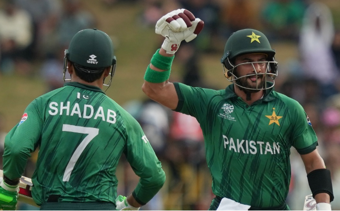 टी20 वर्ल्डकप 2026: पाकिस्तान ने नामीबिया को 102 रन से हराया, पहुंचा सुपर-8 में