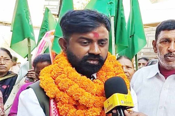 रांची: वार्ड 18 प्रत्याशी सबलु मुंडा ने चलाया जनसंपर्क अभियान