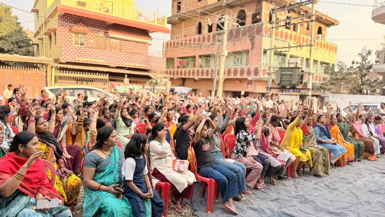 रांची में महिला सम्मेलन, रोशनी खलखो के समर्थन में हुंकार