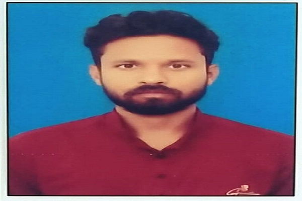 नरसिंह हेंब्रम बने कदमा के परंपरागत नए ग्राम प्रधान, उपायुक्त को सौंपा ज्ञापन