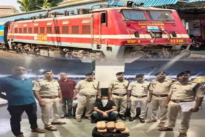ओडिशा से झारखंड में बड़े पैमाने पर हो रही गांजे की तस्करी, तस्कर कर रहे हैं ट्रेन का इस्तेमाल