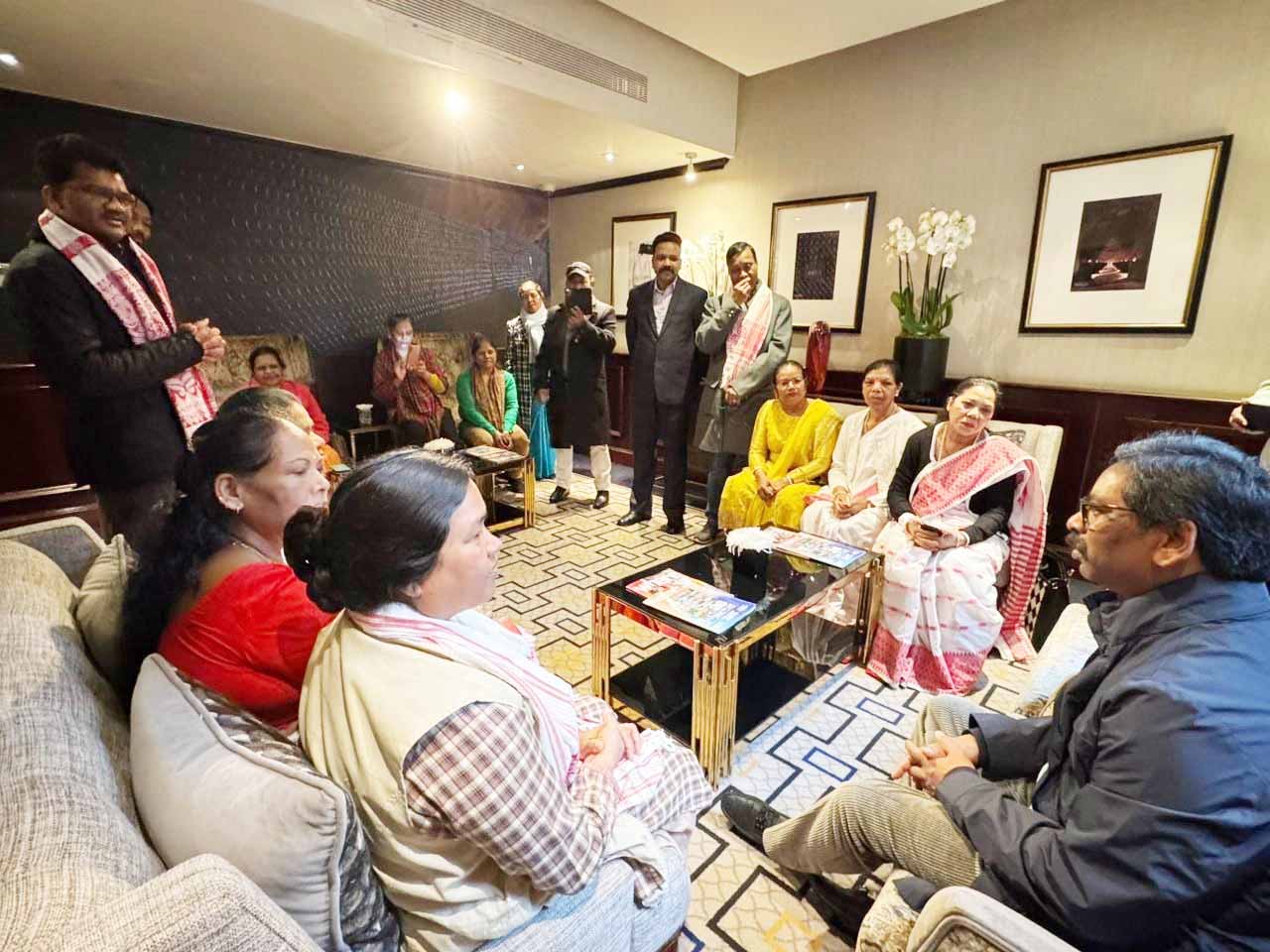 झारखंड-मूल के नागरिकों की गरिमा, सुरक्षा व कल्याण सर्वोच्च प्राथमिकता: CM