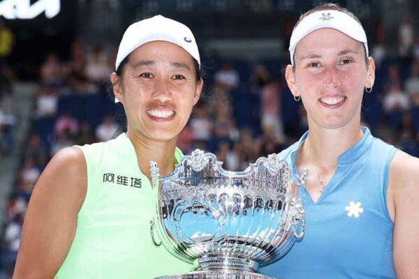 ऑस्ट्रेलियन ओपन : एलिस व शुआई की जोड़ी ने महिला डबल्स का खिताब अपने नाम किया
