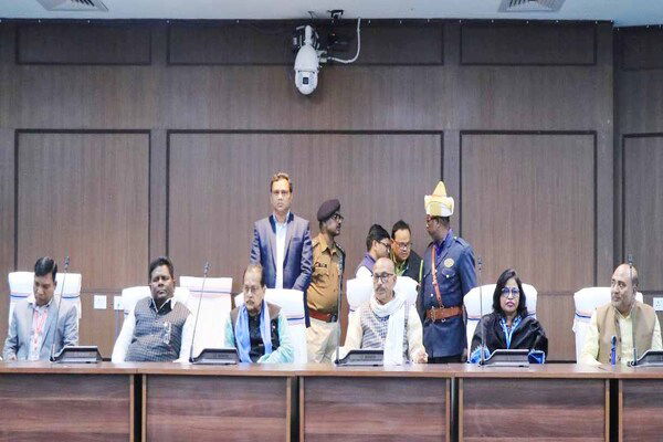 झारखंड विस में बैंक ऑफ इंडिया ने वेतन खाता सुविधाओं पर दिया प्रेजेंटेशन