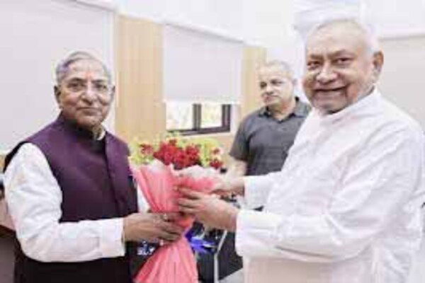 नागालैंड के राज्यपाल नंदकिशोर यादव ने नीतीश कुमार से की मुलाकात