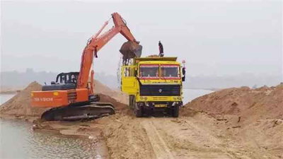 झारखंड : अवैध बालू खनन पर सरकार सख्त, 11 मई को सभी डीसी के साथ समीक्षा बैठक