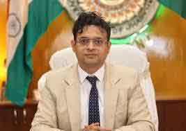 हजारीबाग  :  नकली NCERT किताबों पर प्रशासन की बड़ी कार्रवाई,  तीन दुकानदारों पर FIR