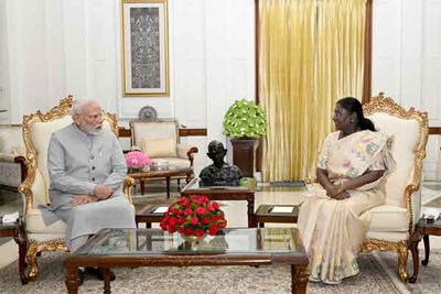 पीएम मोदी के 12 साल, द्रौपदी मुर्मू, जॉर्जिया मेलोनी सहित देश-विदेश के नेताओं ने बधाई दी