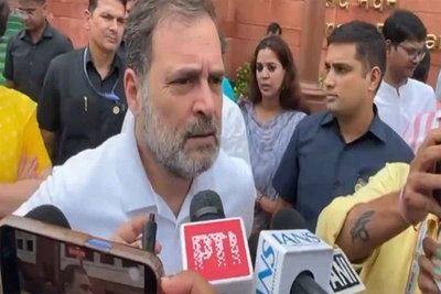 लोकसभा स्थगित, राहुल गांधी  ने अमित शाह के इस्तीफे की मांग की, कहा, पीएम मोदी की छवि बर्बाद हो चुकी है