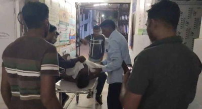 गिरिडीह :  एक्सीडेंट के बाद नशे में कार सवार युवकों ने पिस्टल लहराई, पुलिस ने पीछा कर दो को दबोचा, दो फरार