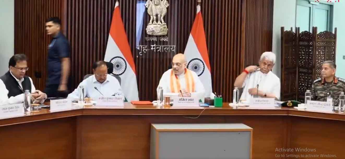 अमरनाथ यात्रा तीन जुलाई से, अमित शाह ने समीक्षा बैठक की, अजीत डोभाल, आर्मी चीफ, उपराज्यपाल रहे मौजूद