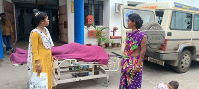 सरायकेला सदर अस्पताल में प्रसूता की मौत पर बवाल, परिजनों ने लगाया लापरवाही का आरोप