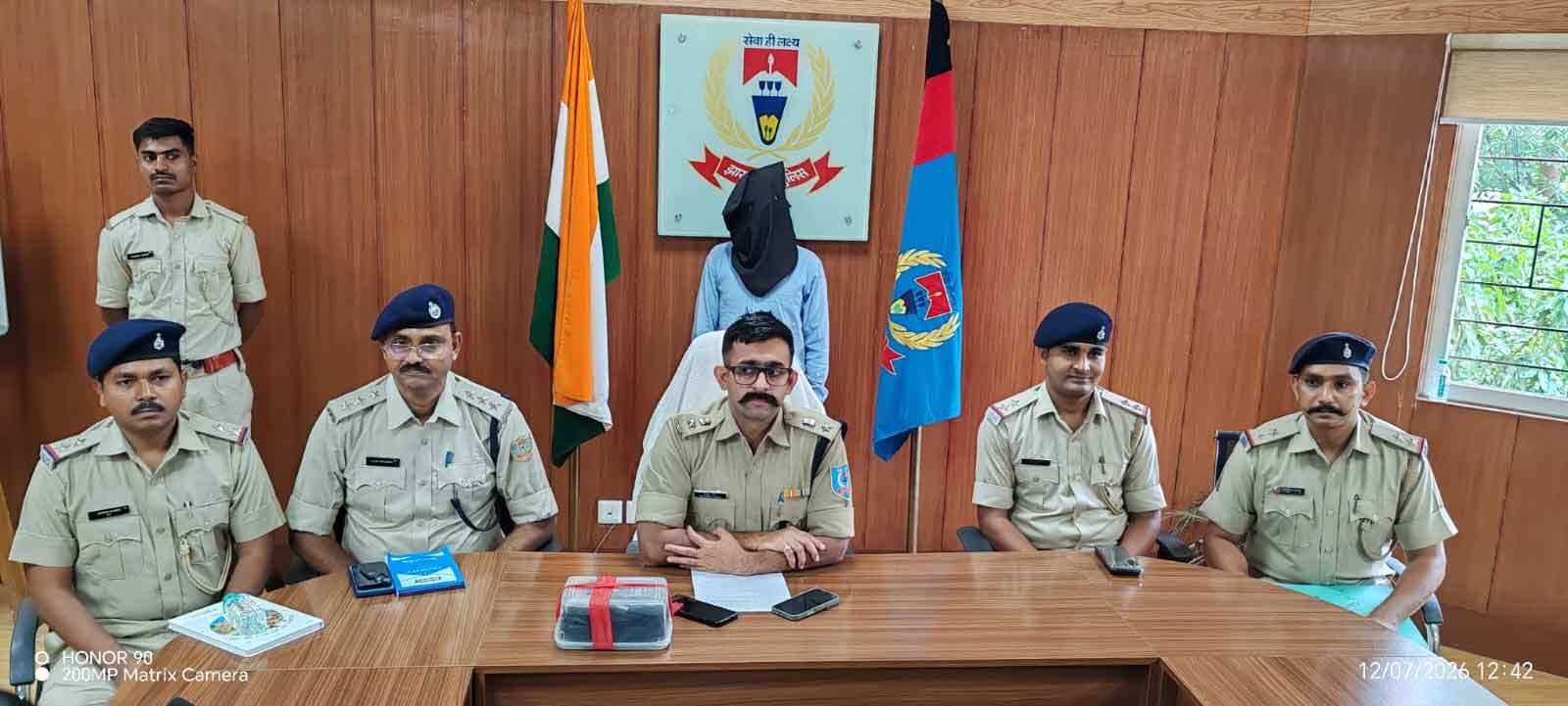 खूंटी पुलिस ने PLFI सदस्य को किया गिरफ्तार, देसी पिस्टल और छह जिंदा कारतूस बरामद