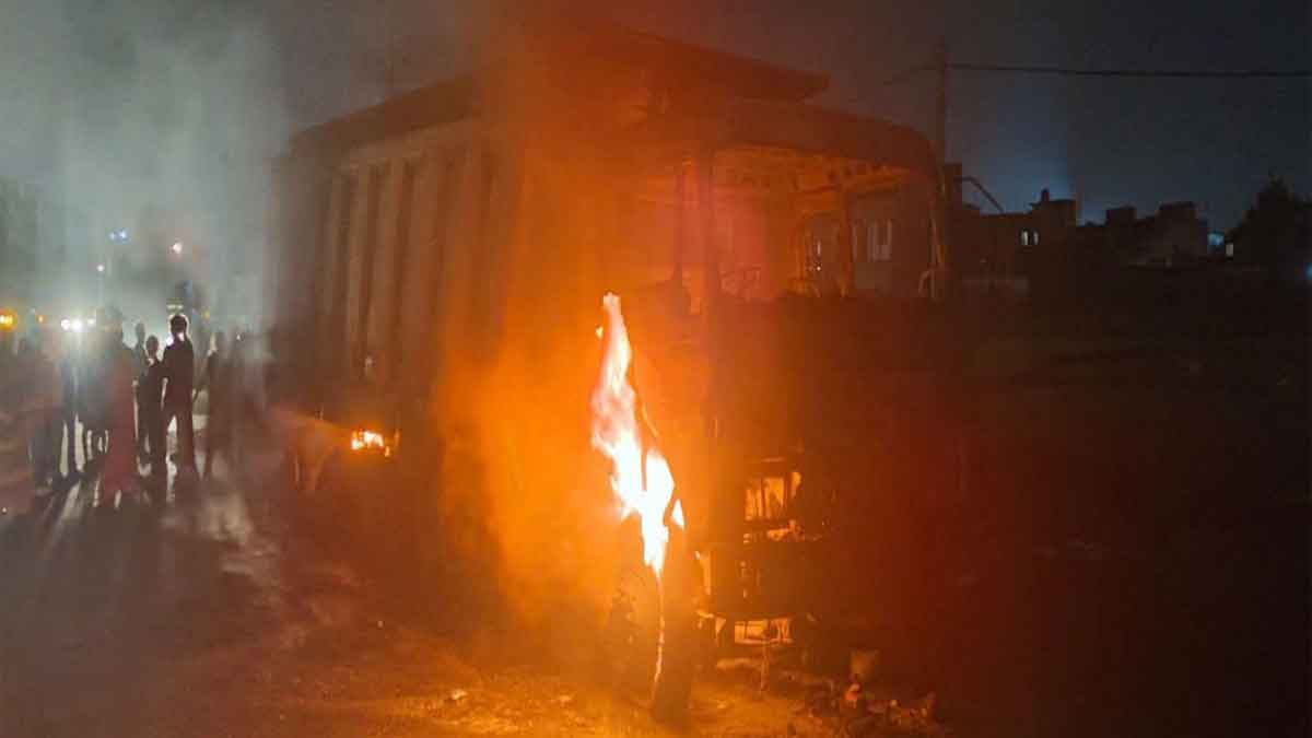 Ramgarh,  truck caught fire
