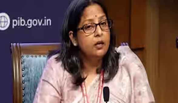 पेट्रोलियम मंत्रालय की पैनिक बुकिंग से बचने की अपील, कहा, गैस की आपूर्ति सामान्य है