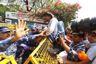 NEET-UG 2026 : NTA कार्यालय के बाहर ABVP का प्रदर्शन, FAIMA ने  सुप्रीम कोर्ट में याचिका दायर की