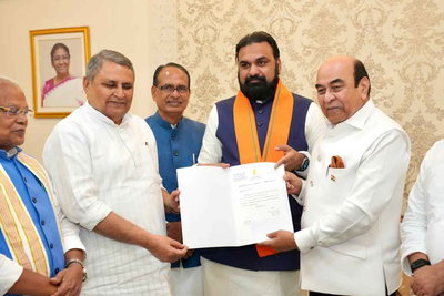 सम्राट चौधरी कल 11 बजे CM पद की शपथ लेंगे,राज्यपाल ने सरकार बनाने का दावा स्वीकार किया