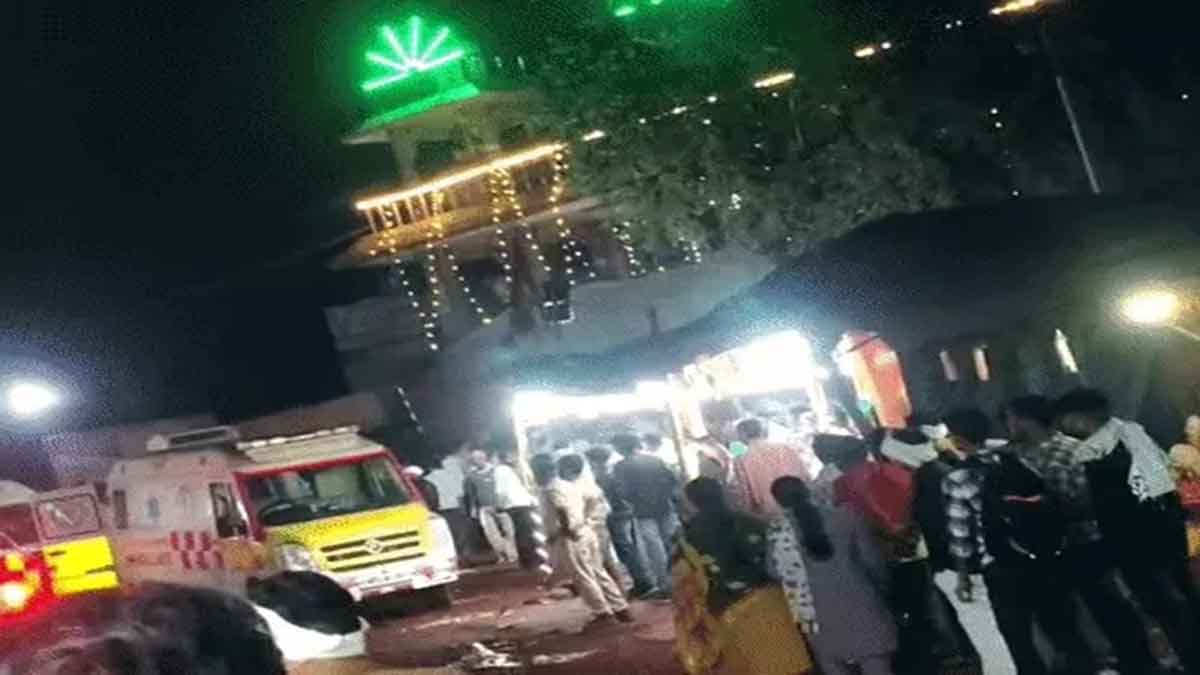 Gwalior, truck ran over devote