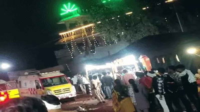 ग्वालियर में  शीतला माता मंदिर जा रहे श्रद्धालुओं को ट्रक ने  रौंदा, 13 की मौत