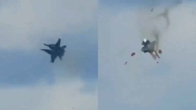 Air Show  : अमेरिकी नेवी के 2 फाइटर जेट हवा में टकराये, सभी पायलट इजेक्ट होकर बाहर निकलने में कामयाब