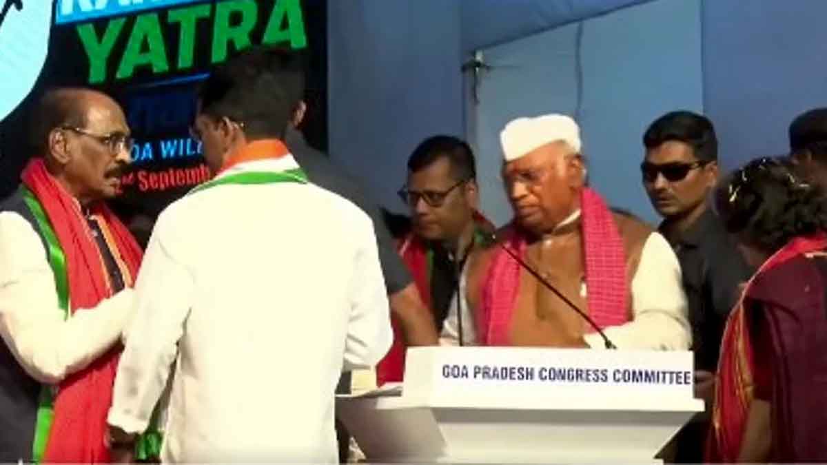 वंदे मातरम विवाद कांग्रेस का पीछा नहीं छोड़ रहा, गोवा मीटिंग में सिर्फ दो छंद गाने का आरोप, भाजपा बरसी