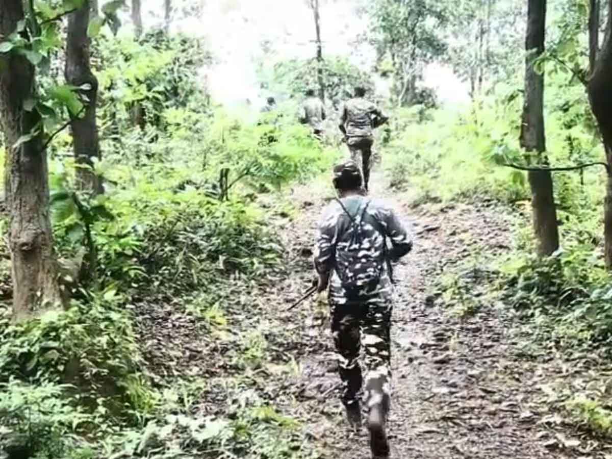 सारंडा में नक्सल अभियान के दौरान बुखार से पीड़ित जवान की मौत, इलाज के दौरान तोड़ा दम