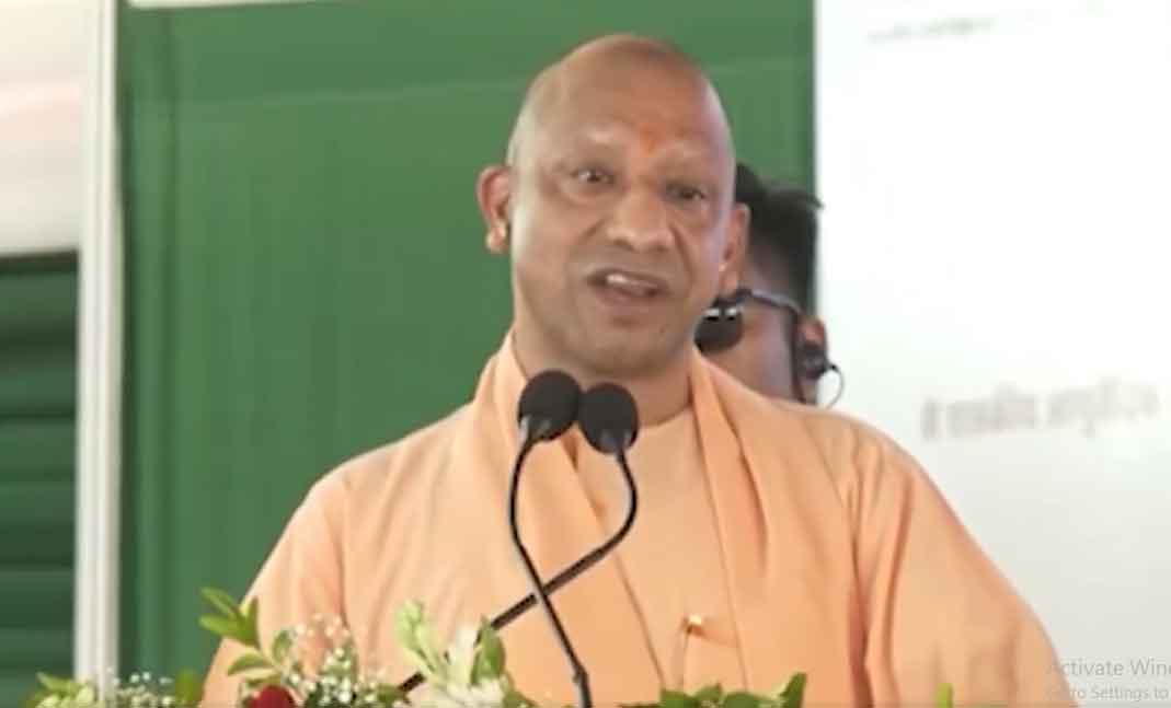 अयोध्या में बोले योगी, राम भक्तों पर गोली चलाने वाले उपदेश न दें, चंदाचोरी मामले में कोई नहीं बचेगा