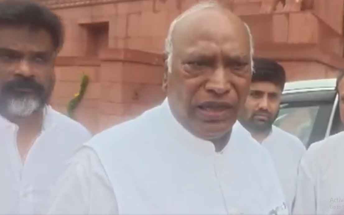 पीएम मोदी का भाषण कांग्रेस को रास नहीं आया, कहा,पहले अपनी विश्वसनीयता साबित करें, 56 इंच की छाती कहां गयी