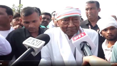 सत्य सनातन स्वाभिमान यात्रा : दिग्विजय सिंह ने कहा, वोट चोरी बंद करो,  बैलेट पेपर से चुनाव कराओ