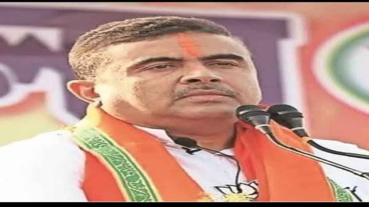सुवेंदु अधिकारी का आदेश, विसर्जन के दौरान केवल सनातन धर्म को मानने वाले ही दुर्गा प्रतिमाओं को छू सकेंगे