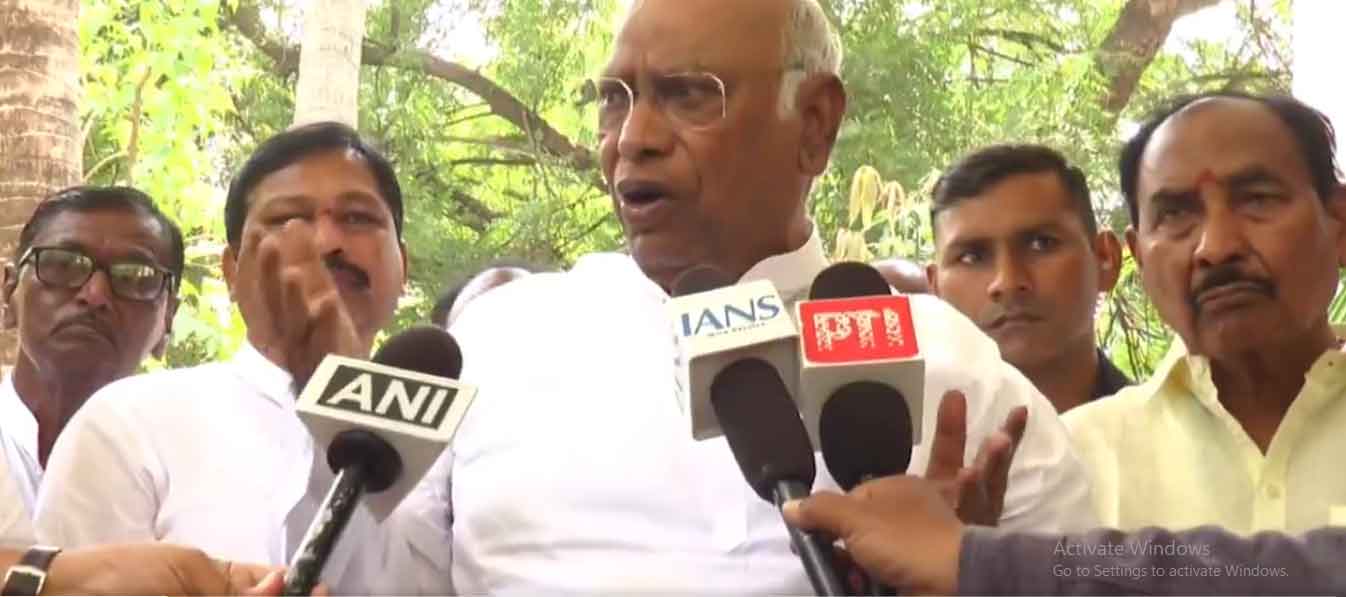 kharge, modi