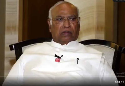 मल्लिकार्जुन खड़गे की जुबान फिसली, कहा, मोदी आतंकवादी है, सफाई भी दी, भाजपा ने शर्मनाक करार दिया