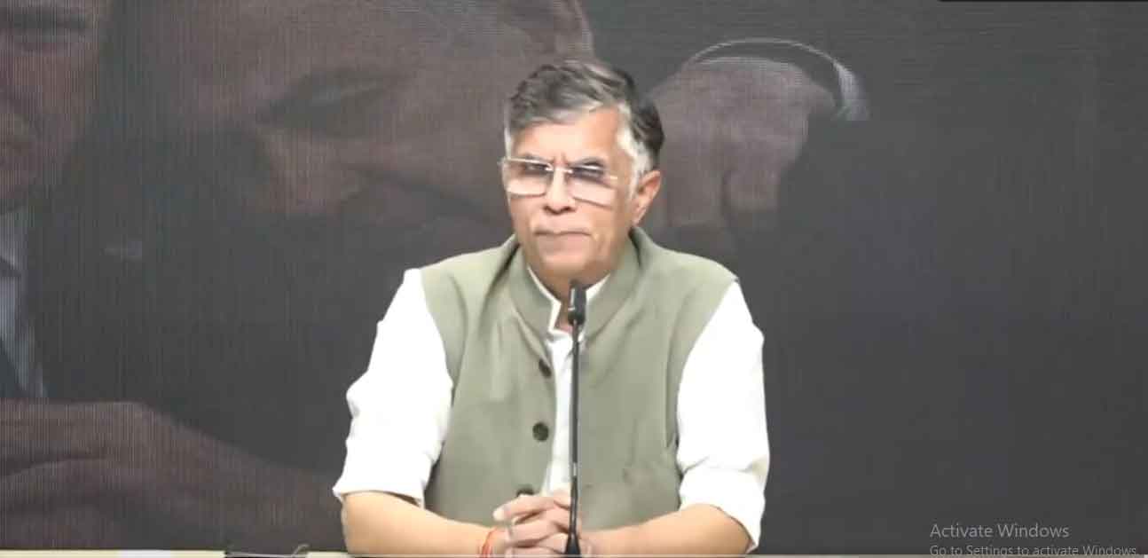 पश्चिम एशिया संकट, कांग्रेस ने बार-बार मोदी को राजधर्म याद दिलाया, लेकिन नहीं माने, देश को संकट में डाल दिया