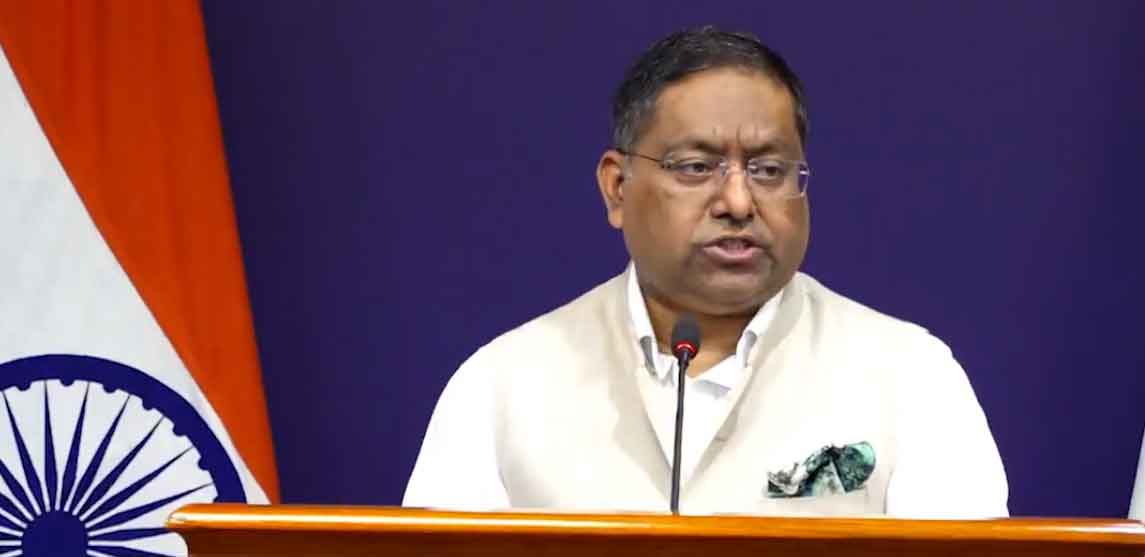 11 जहाज स्ट्रेट ऑफ होर्मुज पार हो गये, 10 भारतीय झंडे लगे जहाज इंतजार में : विदेश मंत्रालय