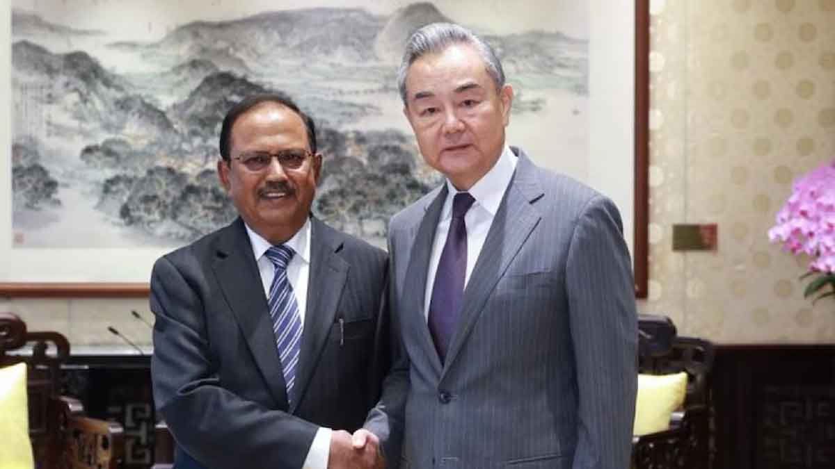 NSA अजीत डोभाल सोमवार को बीजिंग जायेंगे, चीनी विदेश मंत्री वांग यी के साथ बात करेंगे