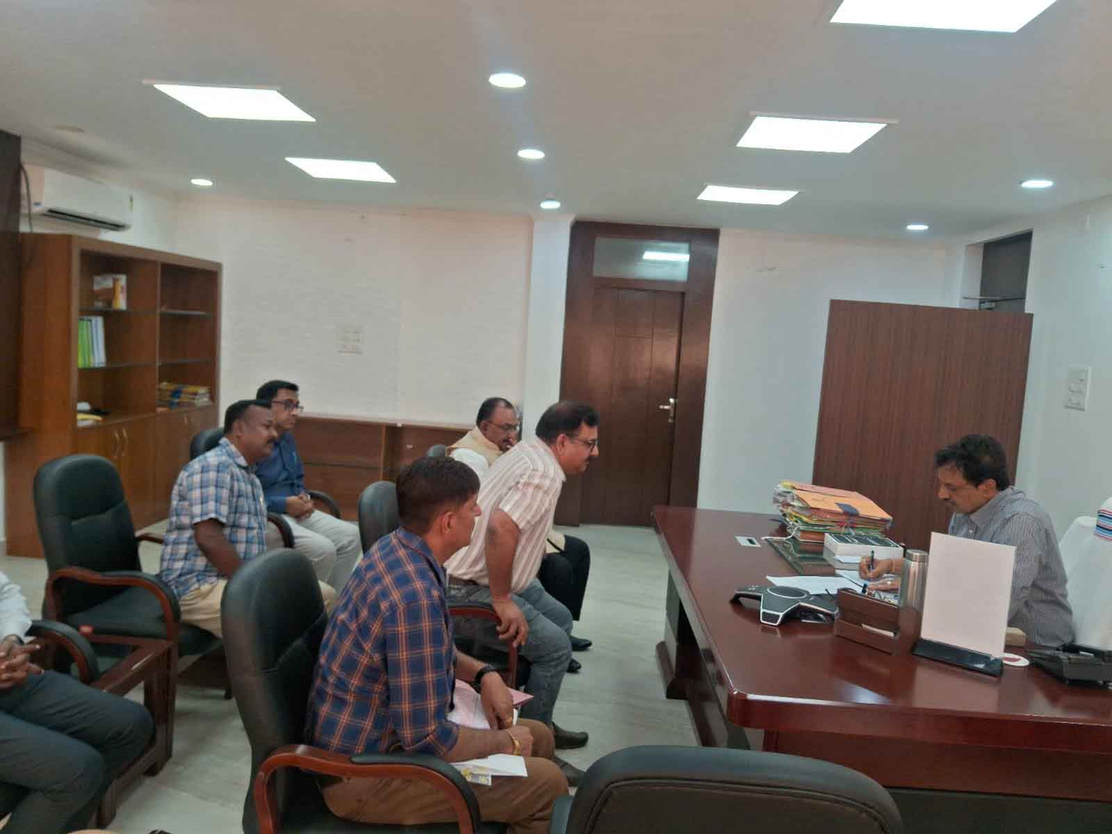 झासा ने ज्ञापन सौंपा, सरकार ने कहा, करेंगे विचार, सुदूर इलाकों में डॉक्टरों के नहीं जाने पर चिंता जताई