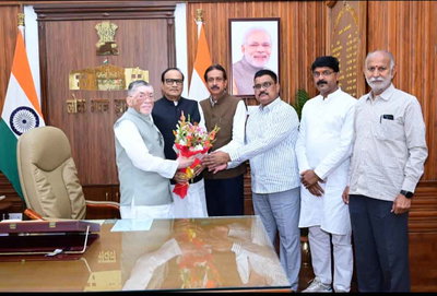 ठाकुर विश्वनाथ शाहदेव स्मृति मंच के सदस्य राज्यपाल से मिले, आठ सूत्री मांगपत्र सौंपा