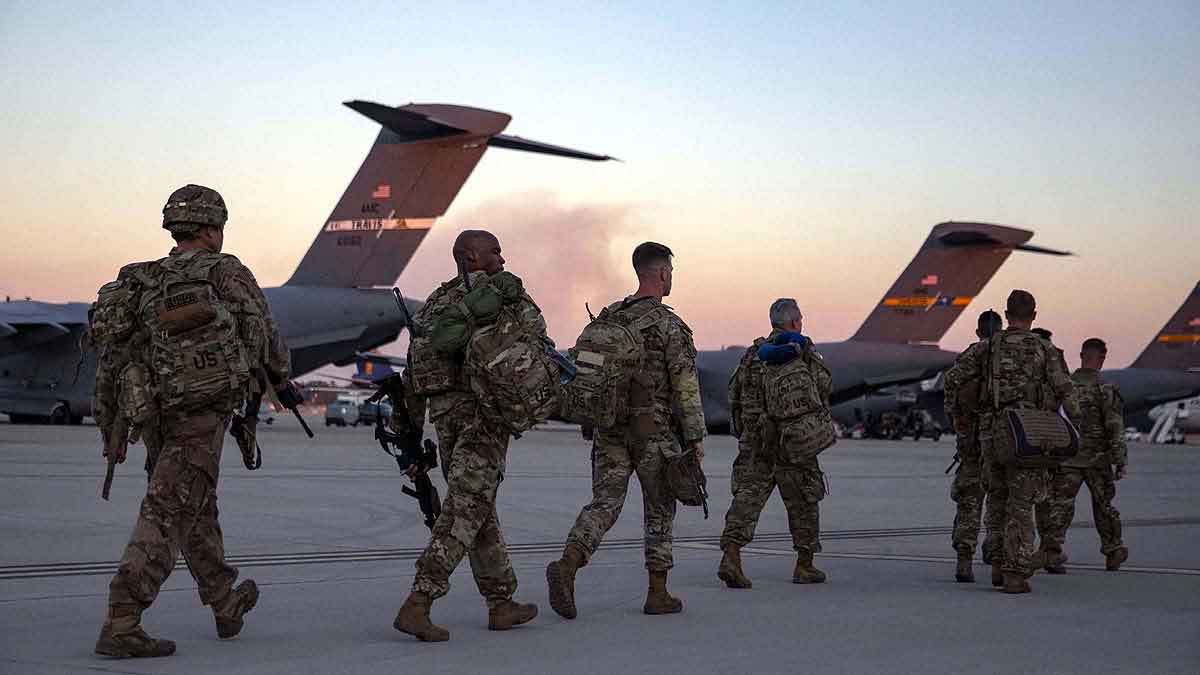 अमेरिका की ईरान में बूट्स ऑन ग्राउंड की तैयारी, हजारों पैराट्रूपर्स मिडिल ईस्ट में तैनात