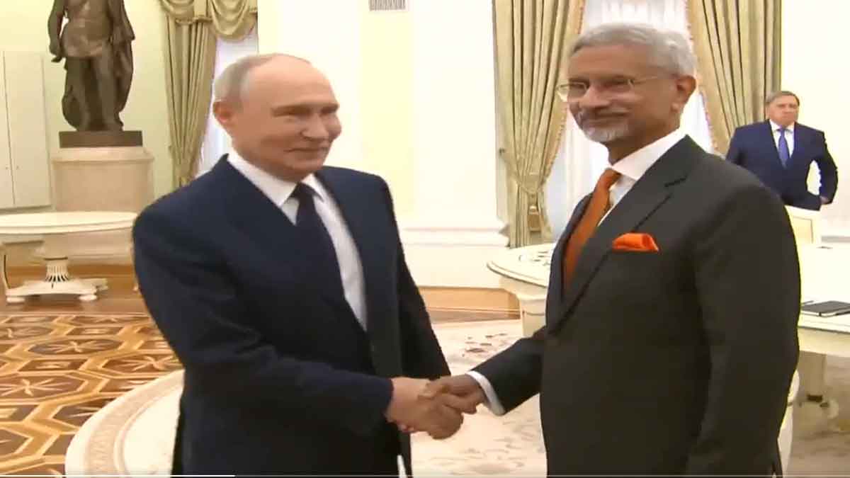 डॉ जयशंकर ने रूस के राष्ट्रपति पुतिन को पीएम मोदी का संदेश सौंपा, सर्गेई लावरोव से मुलाकात की