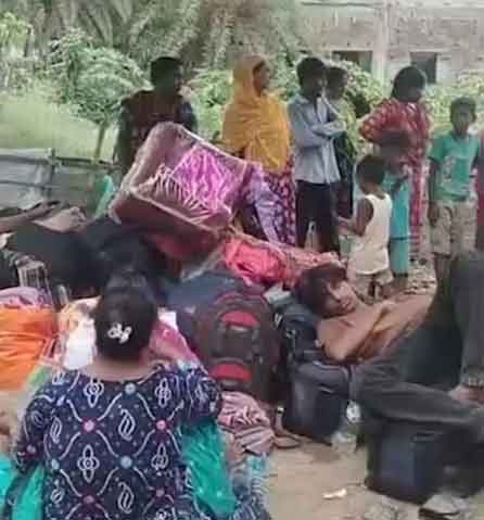 बांग्लादेशी घुसपैठियों में सुवेंदु सरकार का खौफ, बांग्लादेश सीमा पर लगने लगी घुसपैठियों की भीड़
