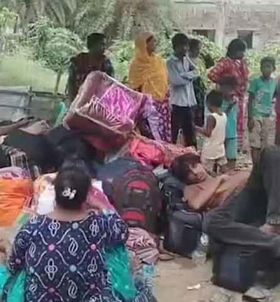 बांग्लादेशी घुसपैठियों में सुवेंदु सरकार का खौफ, बांग्लादेश सीमा पर लगने लगी घुसपैठियों की भीड़