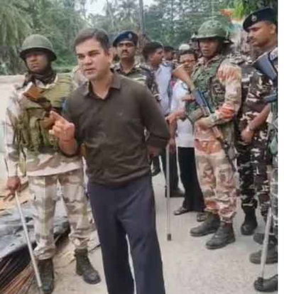 टीएमसी उम्मीदवार जहांगीर खान को IPS अजय पाल शर्मा ने चेताया, किसी मतदाता को धमकाया तो कायदे से खबर लेंगे