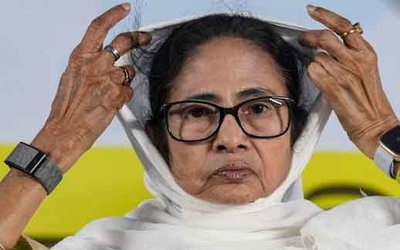 ममता के खिलाफ सिलीगुड़ी साइबर थाने में FIR, हिंदू धर्म के खिलाफ अपमानजनक टिप्पणी करने का आरोप