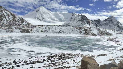 नेपाल में बाढ़ से अकल्पनीय तबाही, वैज्ञानिकों ने चेताया, 47 ग्लेशियर झीलें फटी तो क्या होगा?