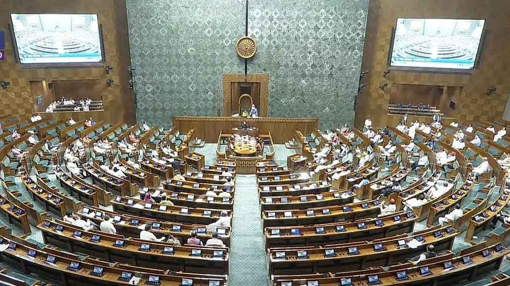 संसद का बजट सत्र आज से, विपक्ष की विभिन्न मुद्दों पर सरकार को घेरने की योजना