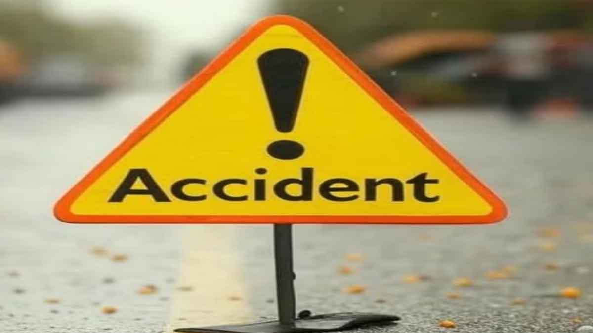 road accident, Woman dies